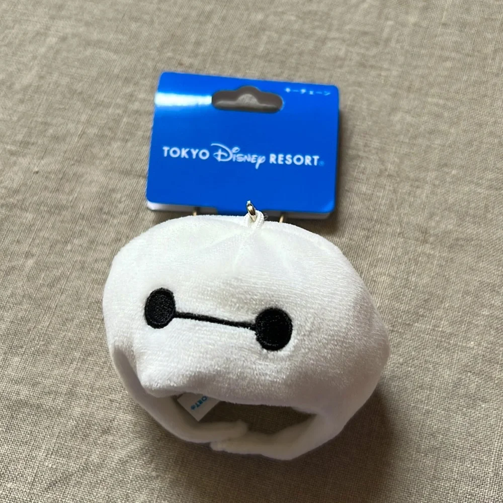 Baymax Tokyo Disney Disneyland Plush Keychain Hat Ears - Picture 3 of 6